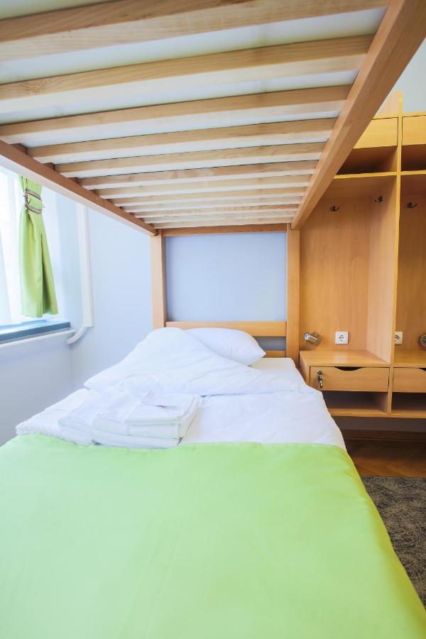 Hostel Amd Белград Экстерьер фото
